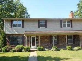 Foreclosed Home - 35575 SOUTHAMPTON ST, 48154