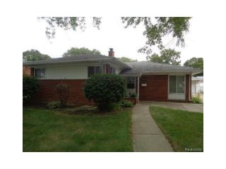 Foreclosed Home - 14248 Lyons St, 48154