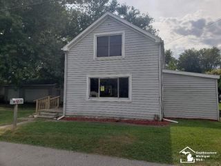 Foreclosed Home - 4639 N 6th St, 48157