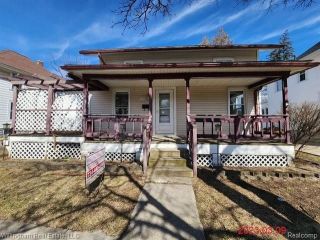 Foreclosed Home - 418 W 7TH ST, 48161
