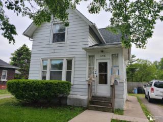 Foreclosed Home - 1316 E 1ST ST, 48161