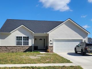 Foreclosed Home - 2110 ARBOR CREEK DR, 48162