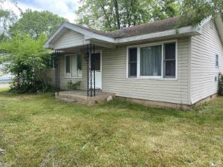 Foreclosed Home - 824 HARBOR AVE, 48162