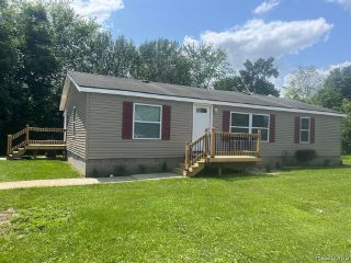 Foreclosed Home - 3408 ERIE SHORE DR, 48162