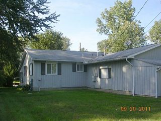 Foreclosed Home - 3381 APACHE TRL, 48169