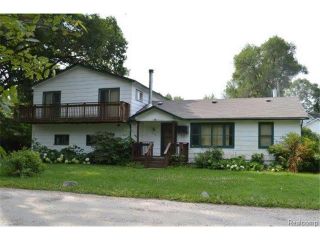 Foreclosed Home - 4678 MIDLAND DR, 48169
