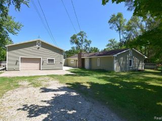 Foreclosed Home - 3794 CORDLEY LAKE RD, 48169
