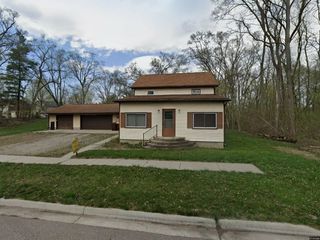 Foreclosed Home - 251 PORTAGE, 48169