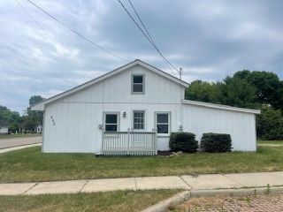 Foreclosed Home - 250 S MILL ST, 48169