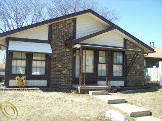 Foreclosed Home - 40157 NEWPORT DR, 48170