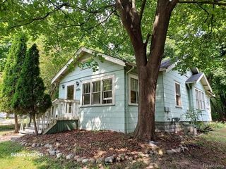 Foreclosed Home - 14390 NORTHVILLE RD, 48170