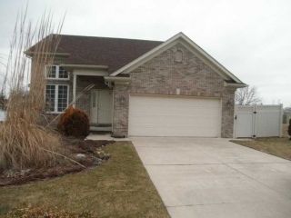 Foreclosed Home - 33204 SWALLOW DR, 48173