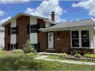 Foreclosed Home - 31741 HAZEL ST, 48173