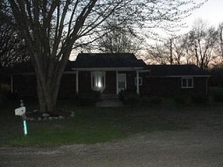 Foreclosed Home - 15920 S HURON RIVER DR, 48174