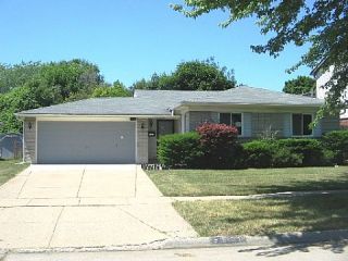 Foreclosed Home - 9520 CHAMBERLAIN ST, 48174