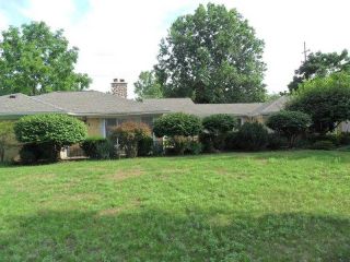 Foreclosed Home - 40315 EDISON LAKE RD, 48174