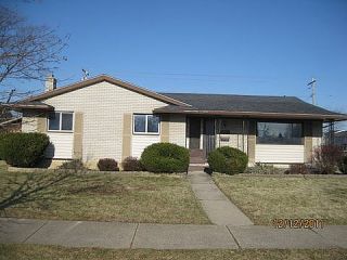 Foreclosed Home - 30512 CHERRY AVE, 48174
