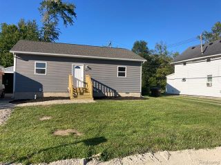 Foreclosed Home - 6657 S HURON RIVER DR, 48179