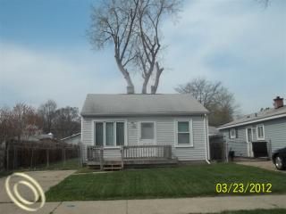 Foreclosed Home - 5888 GLENIS ST, 48180