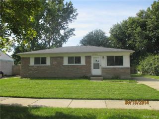 Foreclosed Home - 15702 Kerstyn St, 48180