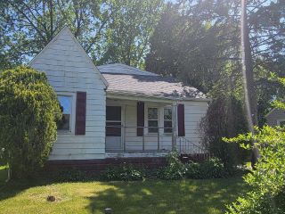 Foreclosed Home - 619 W STERNS RD, 48182