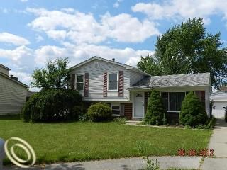 Foreclosed Home - 19226 LANCASTER CT, 48183