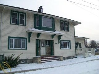 Foreclosed Home - 35363 CLINTON ST, 48184