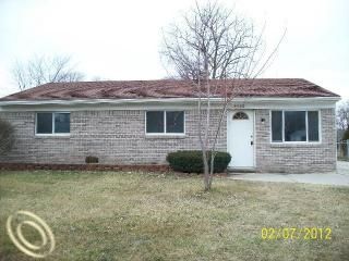 Foreclosed Home - 4430 RANDOLPH ST, 48184