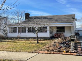 Foreclosed Home - 4410 1ST ST, 48184