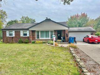 Foreclosed Home - 35801 GLENWOOD RD, 48184