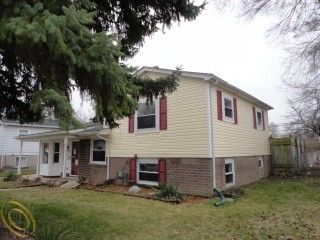 Foreclosed Home - 33359 LYNX ST, 48185
