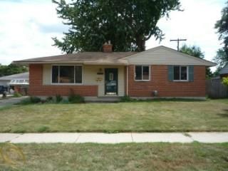 Foreclosed Home - 34607 BLACKFOOT ST, 48185