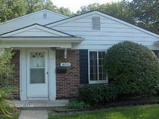 Foreclosed Home - 38233 GREENWOOD ST, 48185