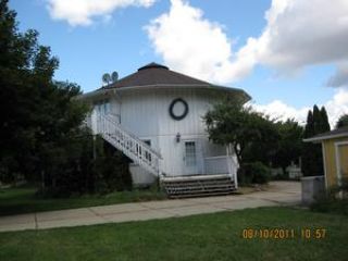 Foreclosed Home - 34395 PARKGROVE DR, 48185