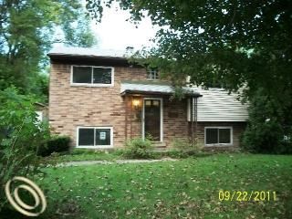 Foreclosed Home - 423 SHOTKA ST, 48186