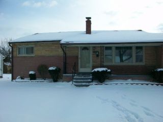 Foreclosed Home - 29069 RICHARD ST, 48186