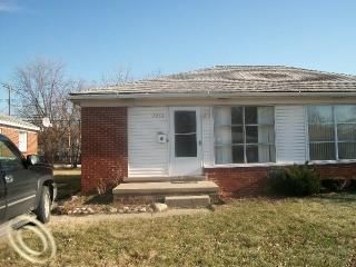 Foreclosed Home - 2753 ACKLEY AVE, 48186