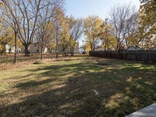 Foreclosed Home - 32655 GRAND TRAVERSE ST, 48186
