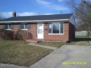 Foreclosed Home - 31050 BIRCHWOOD ST, 48186