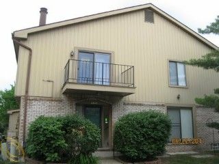 Foreclosed Home - 41648 BEDFORD DR # 116, 48187