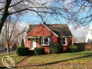 Foreclosed Home - 1512 18TH ST, 48192