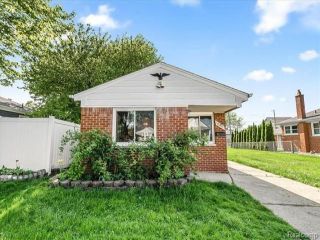Foreclosed Home - 864 LINDBERGH ST, 48192