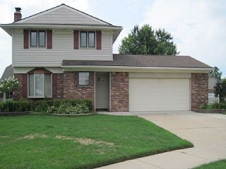 Foreclosed Home - 15595 DONDERO DR, 48195