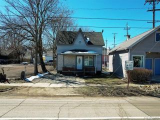 Foreclosed Home - 631 N HURON ST, 48197