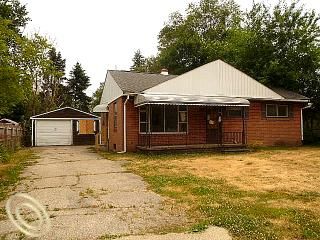 Foreclosed Home - 948 MAPLEWOOD AVE, 48198