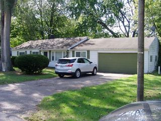 Foreclosed Home - 2577 HEARTHSIDE DR, 48198