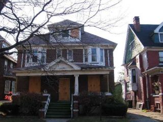 Foreclosed Home - 300 MELBOURNE ST, 48202