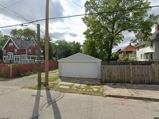 Foreclosed Home - 328 KING ST, 48202