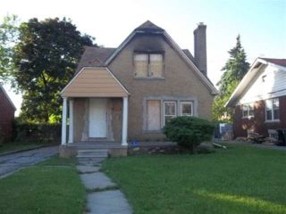 Foreclosed Home - 220 W PARKHURST PL, 48203