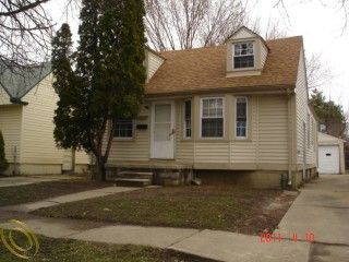 Foreclosed Home - 8142 ROSELAWN ST, 48204